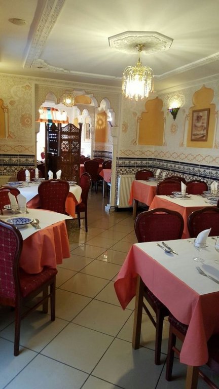 Фото The Originals Boutique, Hôtel Le Marignan, Le Havre Centre Gare