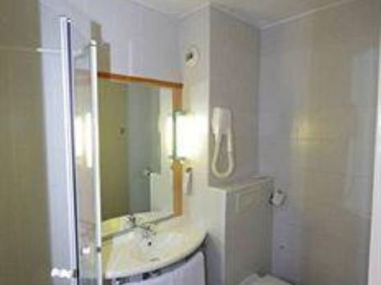 Фото Ibis Grenoble Gare