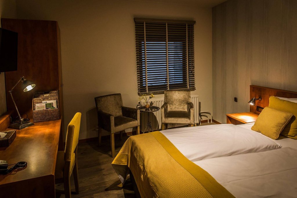 Фото De Limbourg