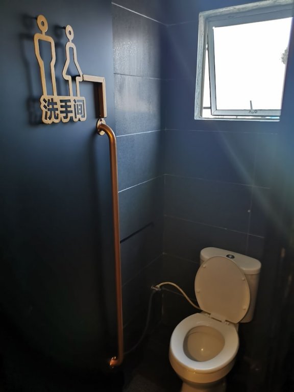 Фото Aloha Capsule Hotel