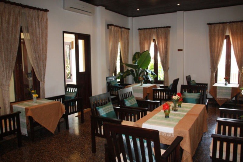 Фото E-Outfitting Vang Thong Hotel