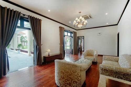 Гостиница Ban Thach Riverside Hotel & Resort в Тамки