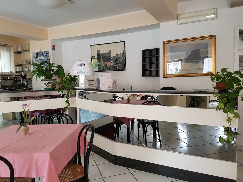 Фото Hotel Il Grottone