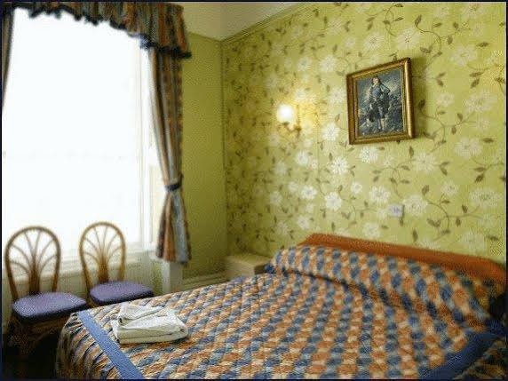 Фото Andorra Guest Accommodation