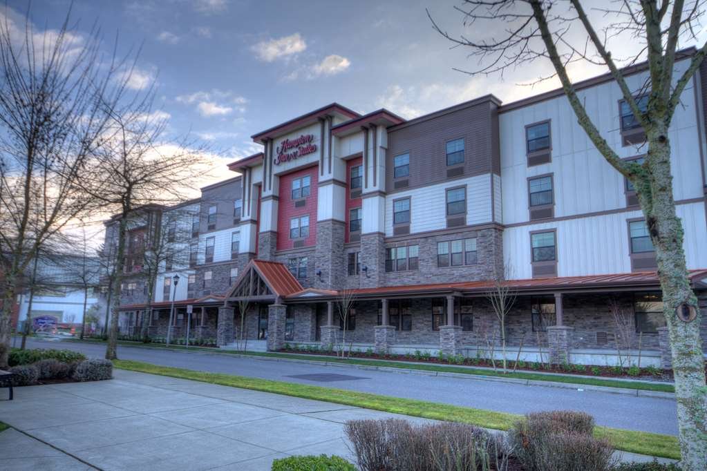 Фото Hampton Inn & Suites DuPont