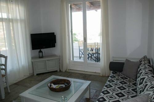 Гостиница Irenes View Apartments