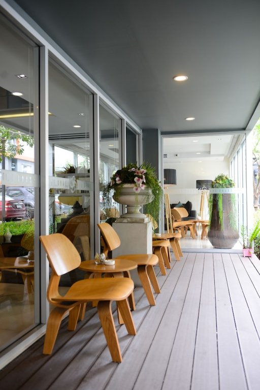 Фото The Grass Serviced Suites