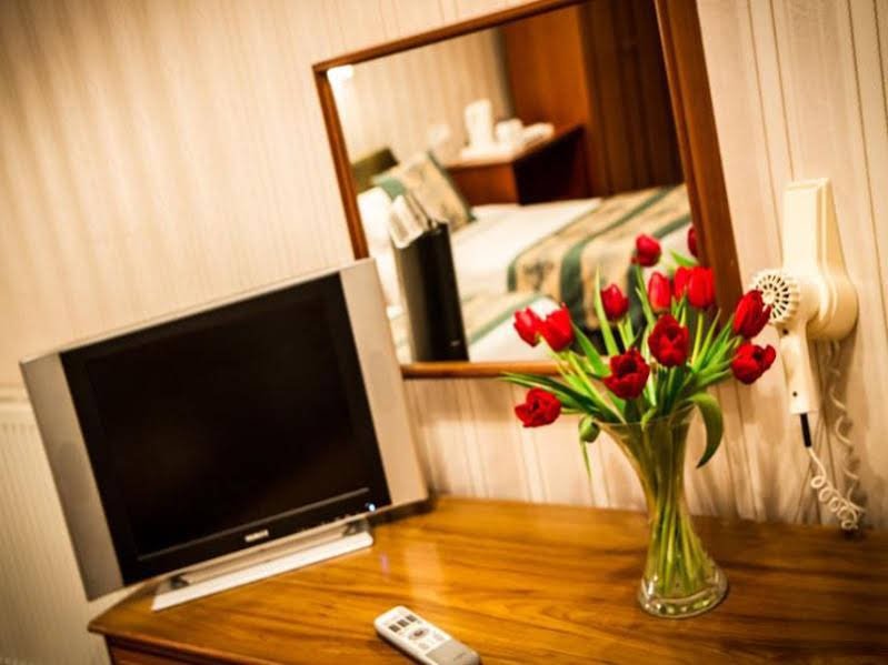 Фото Columbia Hotel