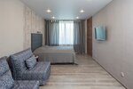 Black Dog Apartment (Kremenchugskaya Street, 17к2) ، سكن للإيجار اليومي