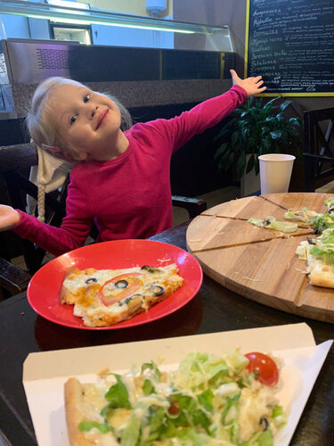 محل صنع البيتزا Viva Pizza ، موسكو ومحافظة موسكو، صورة