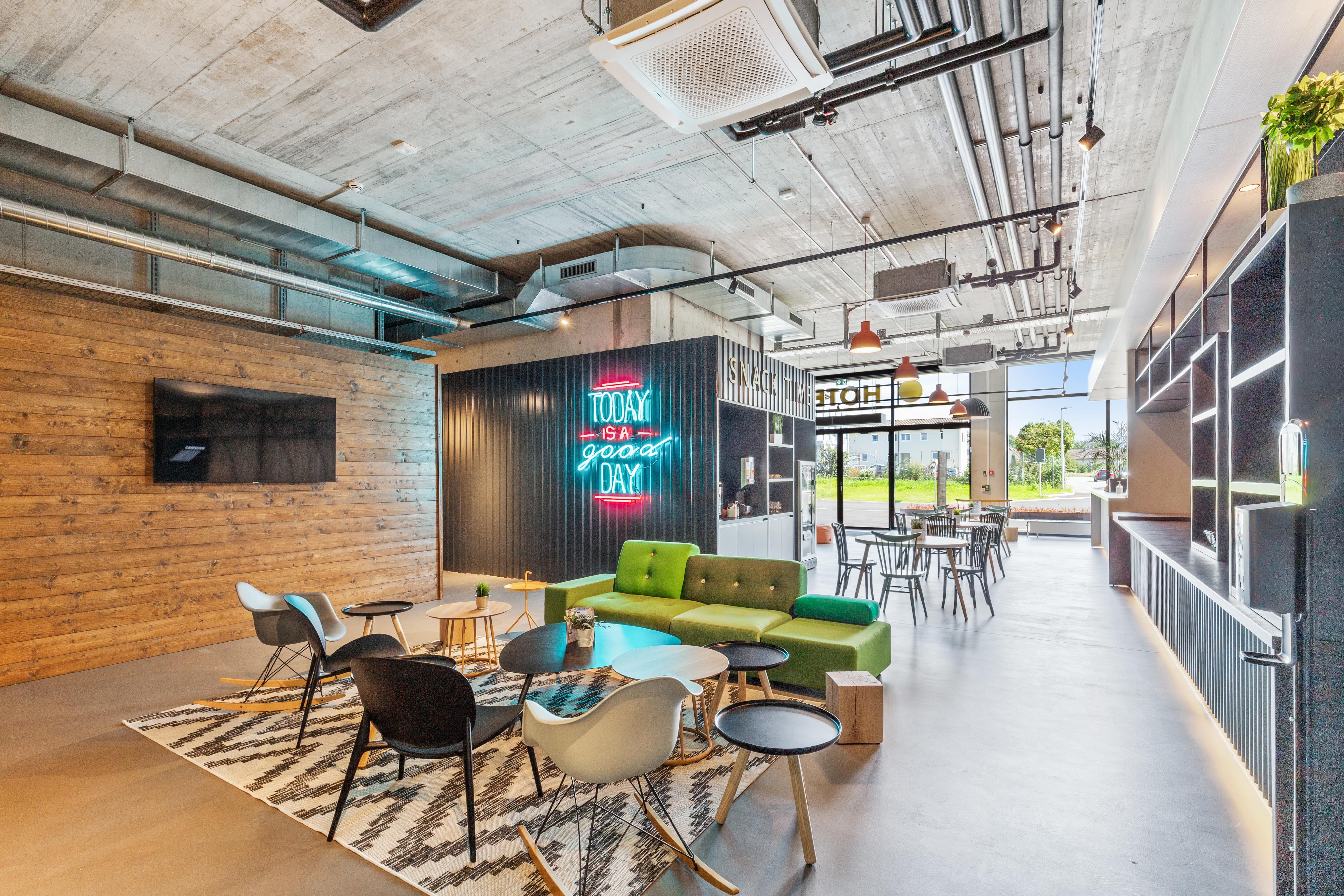 Фото B&b Hotel Oftringen