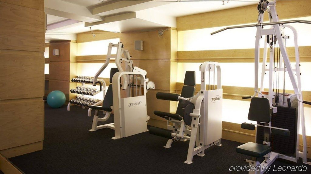 Фото The Roger Hotel