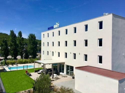 Гостиница Brit Hotel Martigues Nord