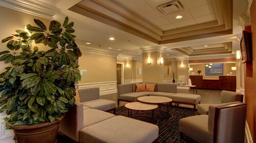 Гостиница Holiday Inn Express & Suites Alpharetta - Windward Parkway, an Ihg Hotel