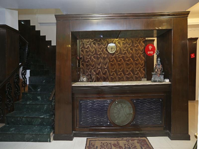 Фото Oyo 497 Hotel Welcome Palace