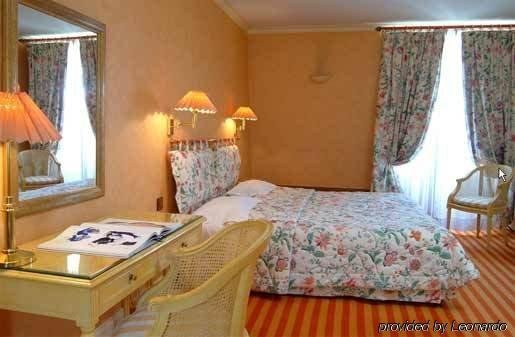 Фото Hotel Montaigne