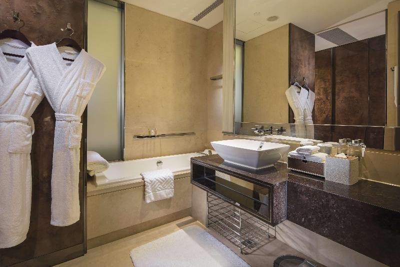 Фото Hilton Garden Inn Guangzhou Tianhe