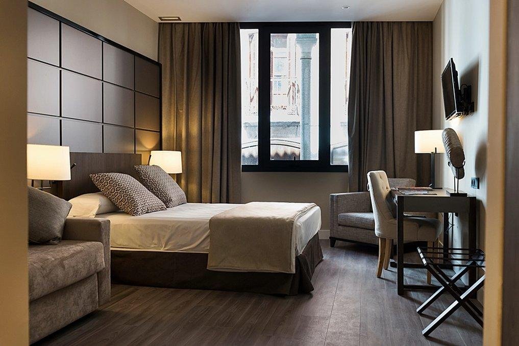 Фото Hotel Palacio de Valderrábanos