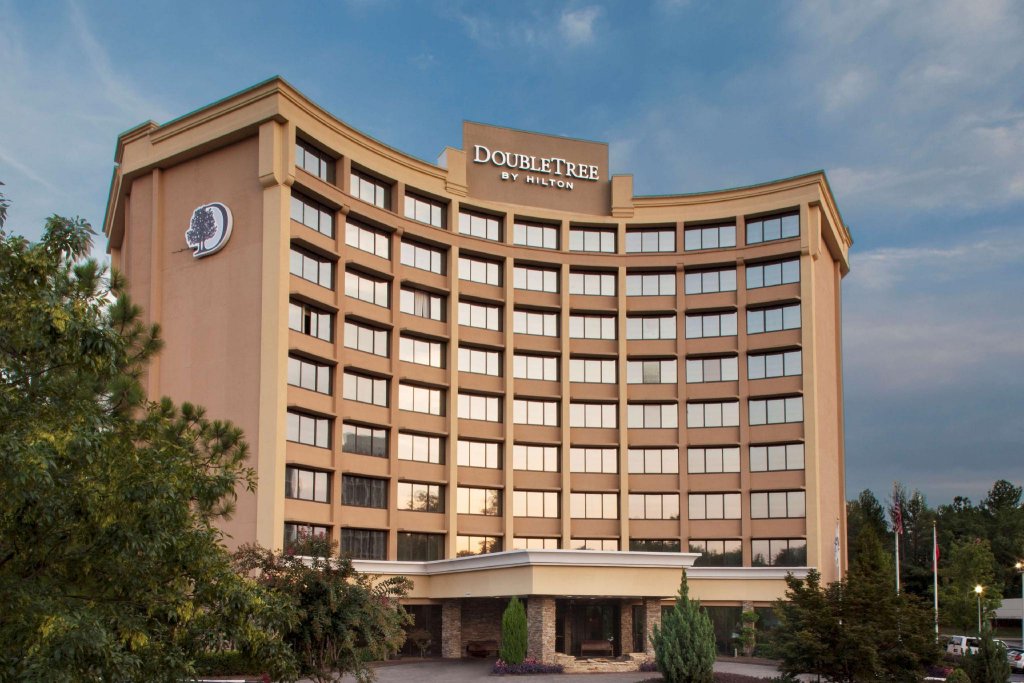 Фото DoubleTree by Hilton Atlanta - Emory Area