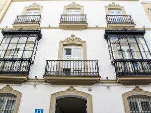 Жильё посуточно Suites Sevilla Plaza Apartamentos в Севилье