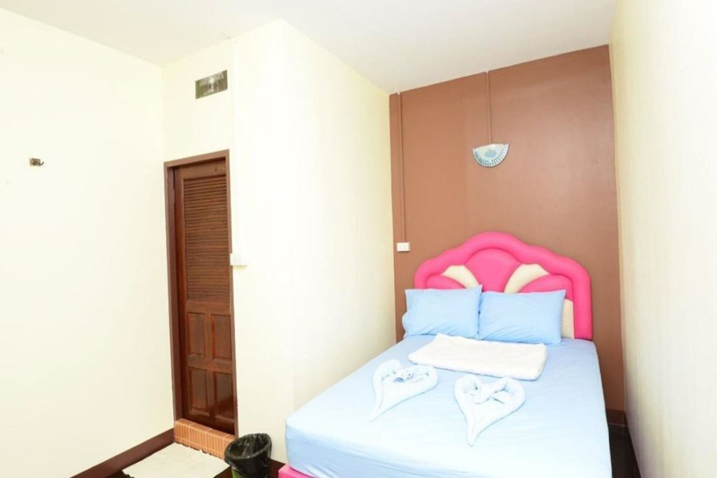 Фото The Best Riverside Guesthouse Kanchanaburi