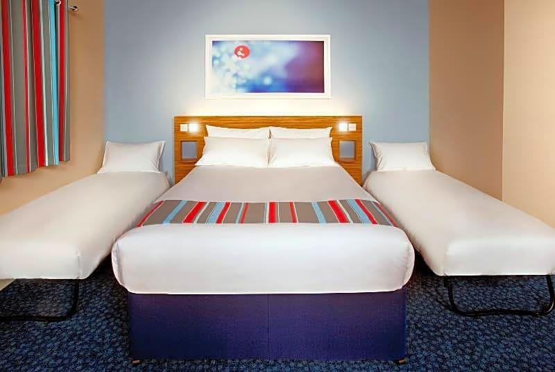 Фото Travelodge London Kings Cross Royal Scot Hotel