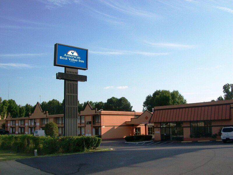 Гостиница Americas Best Value Inn & Suites Memphis E