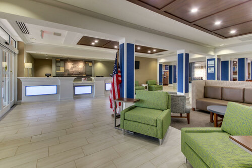 Гостиница Holiday Inn Express Hotel & Suites Columbus-Fort Benning, an Ihg Hotel в Коламбусе