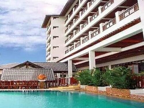 Royal Phala Cliff Beach Resort and SPA