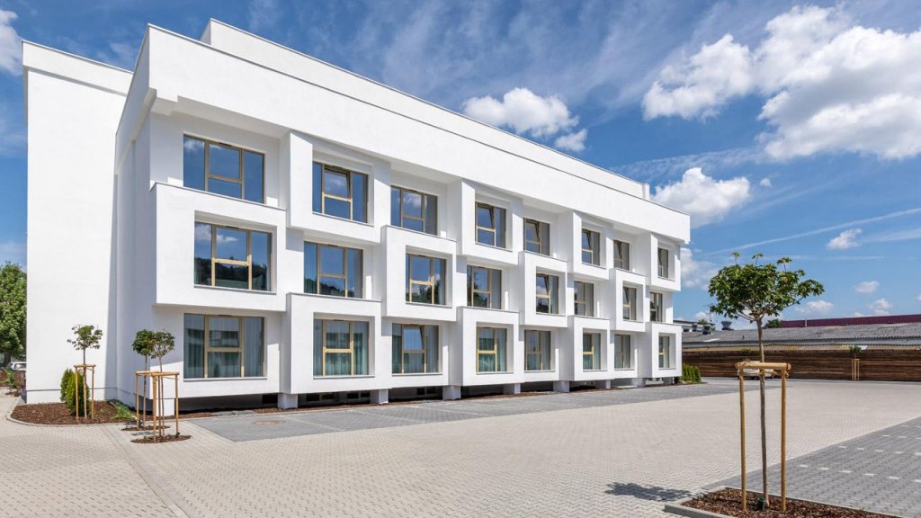 Фото Trip Inn Conference Hotel & Suites