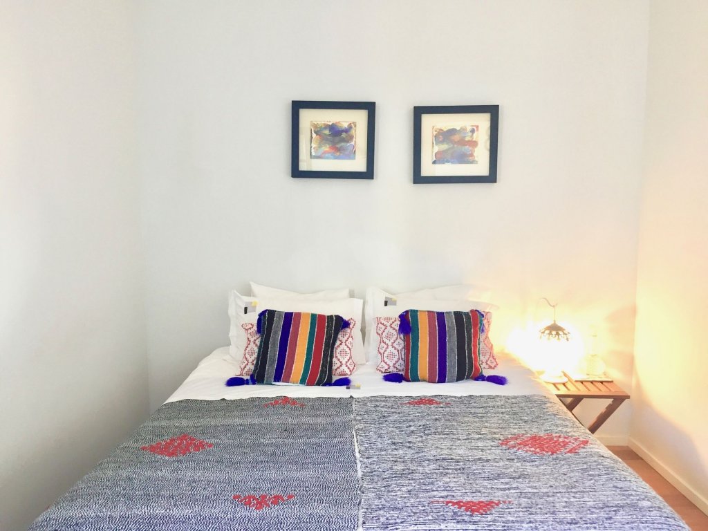 Фото Alibi by YoursPorto