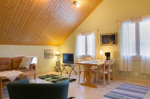 Гостиница Kestikievari Herranniemi в Похьойс-Карьяла