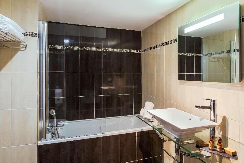 Фото Best Western Le Marquis de La Baume