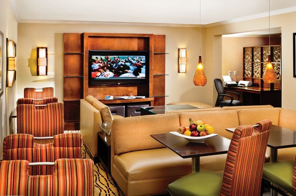 Фото Hotel Fort Wayne