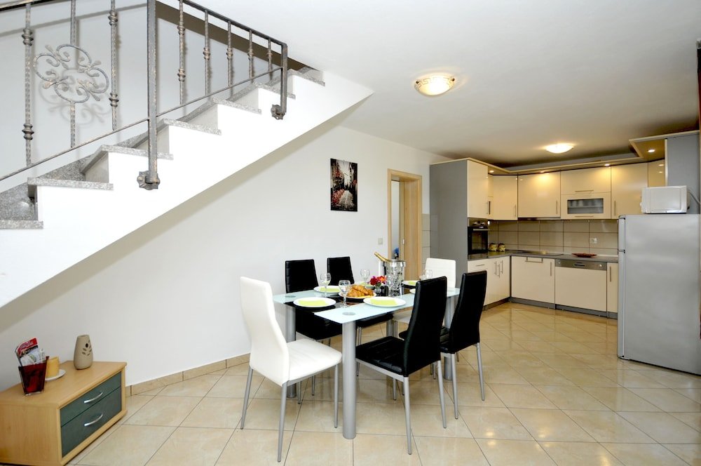 Фото Holiday Home near Trogir