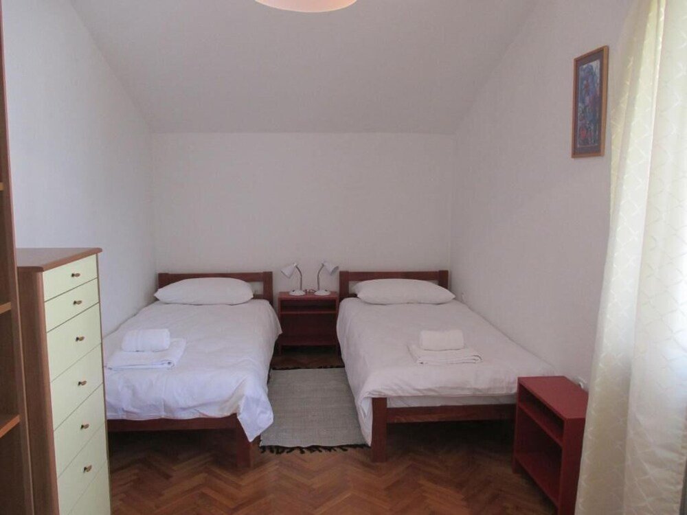 Фото Lemon Tree Apartments