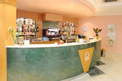 Фото Hotel Garden