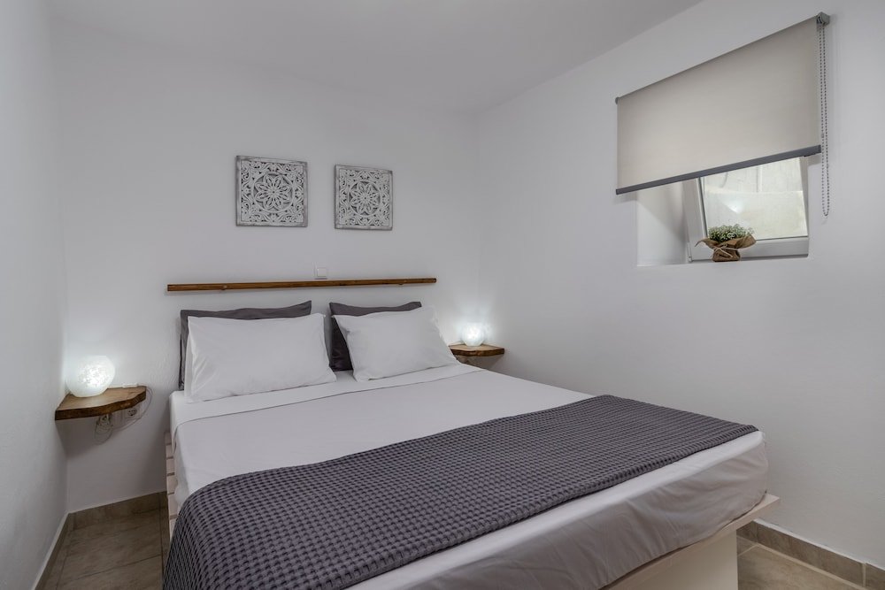 Фото Little House On The Prairie