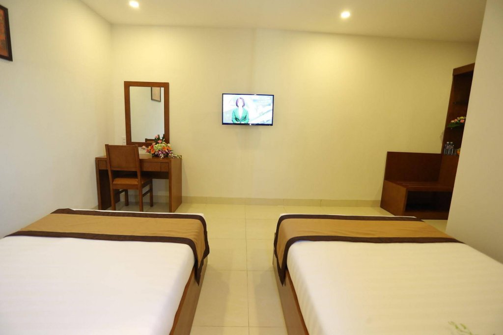 Фото Golden Light Hotel