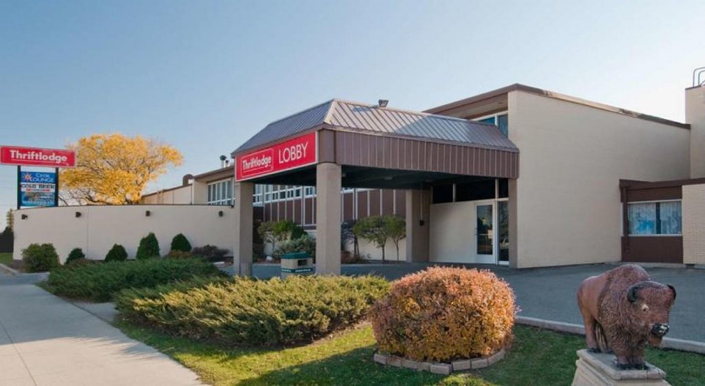 Фото отеля 1