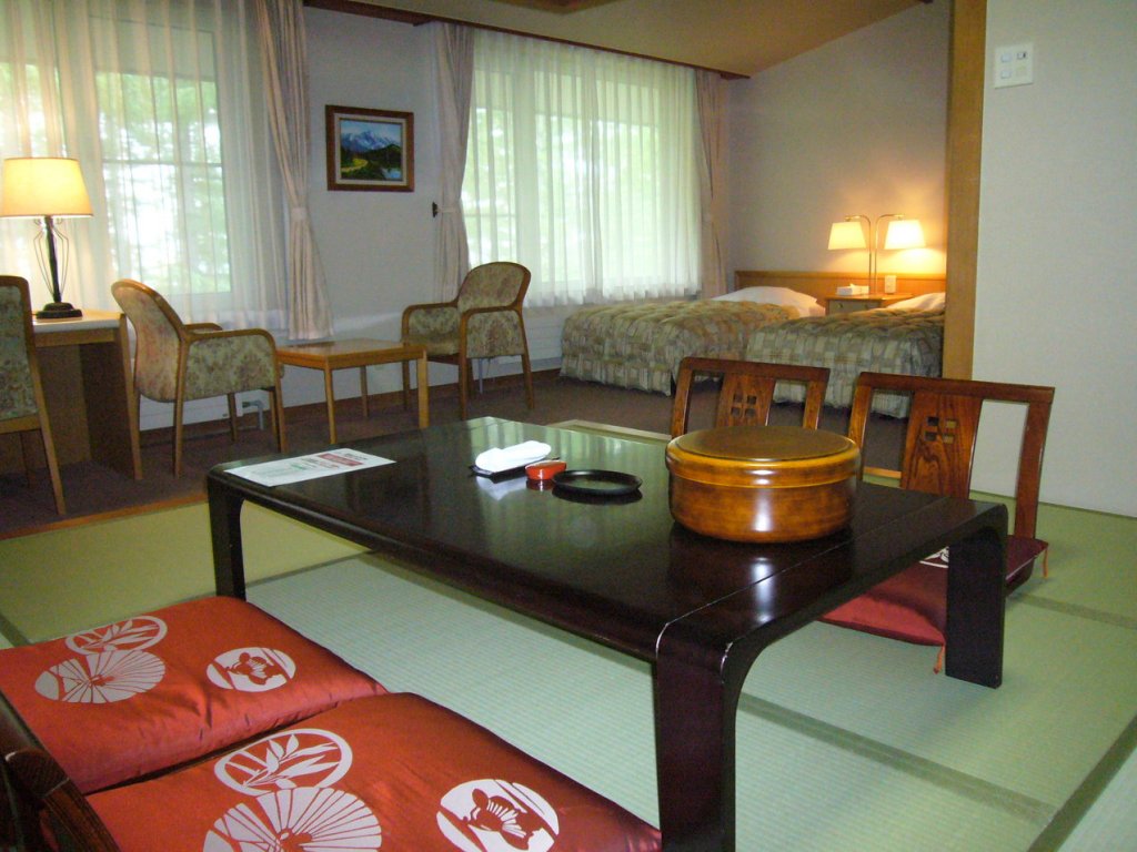 Фото отеля 2