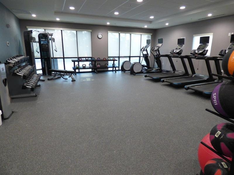 Фото Home2 Suites by Hilton Pensacola i 10 Pine Forest Road