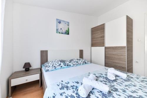 Фото Villa Medun- Private Pool, BBQ, Parking, Airconditioning