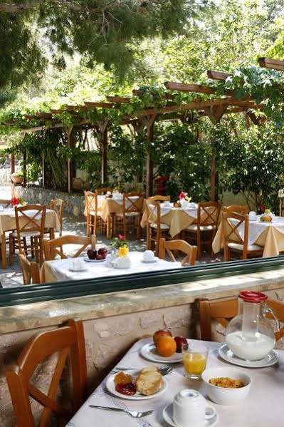 Фото Akra Morea Hotel & Residences