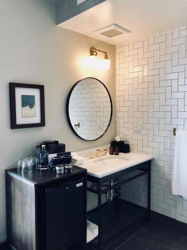 Фото The Ramble Hotel