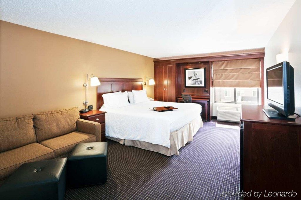 Фото Hampton Inn Sioux Falls