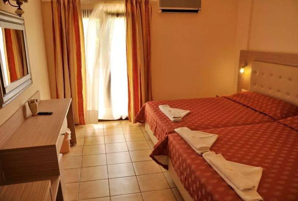 Фото Thalia deco City & Beach Hotel