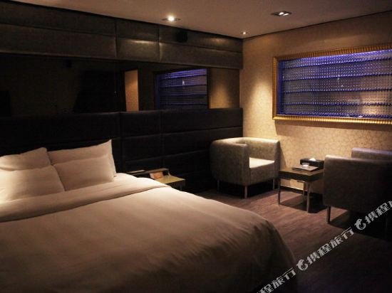 Фото H Hotel Seocho