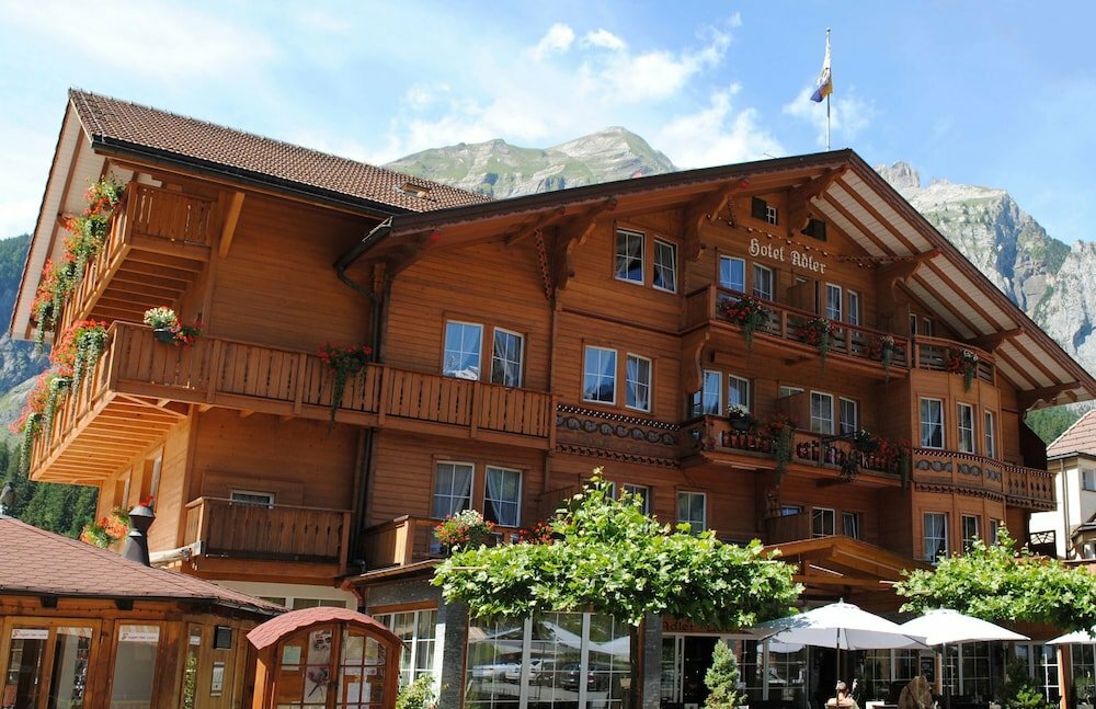 Hotel Chalet Hotel Adler, Kandersteg, photo