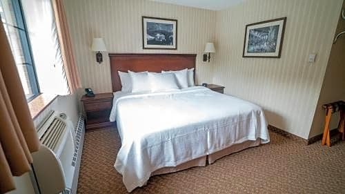 Фото The Holland Hotel